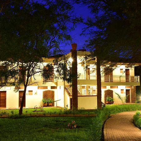 Hunters Lodge Twaandu Kültér fotó