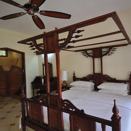 Hunters Lodge Twaandu Kültér fotó