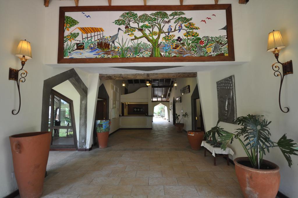 Hunters Lodge Twaandu Kültér fotó